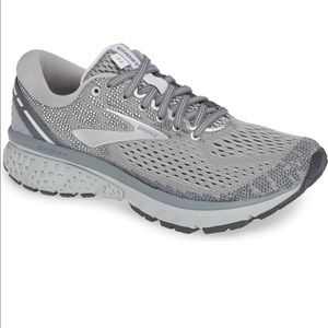 Brooks Ghost 11 Women’s Running Shoe size 10.5